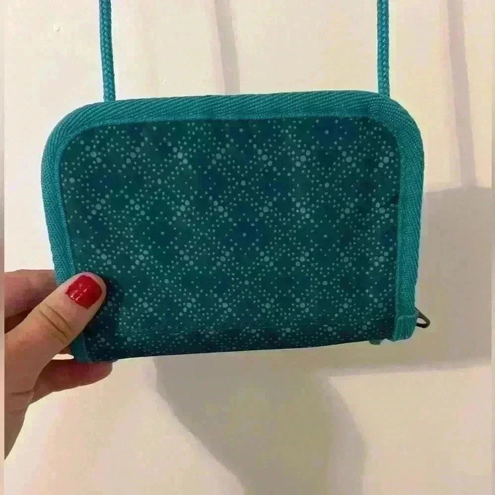 Eddie Bauer small travel crossbody teal color - Picture 4 of 12